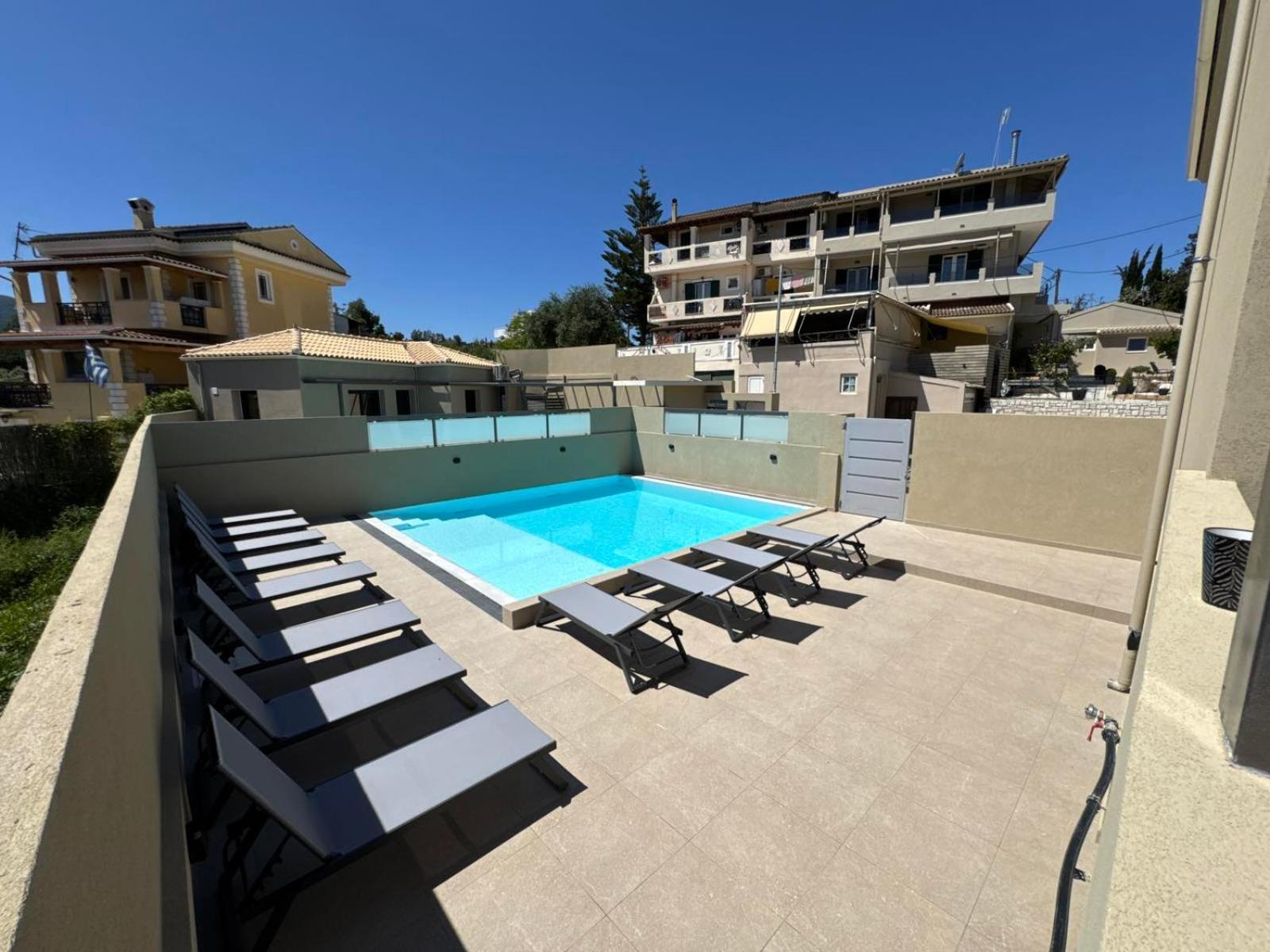 Alex Apartment Suites Virós Exterior foto